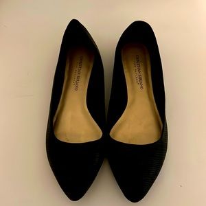 Women’s Pointed Toe Black Flats Size 8
